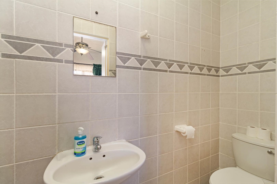 2 Bedroom Property for Sale in Parklands Western Cape